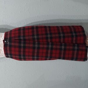 Harris / Wallace Red And Black Plaid Wool Blend Skirt Size 6